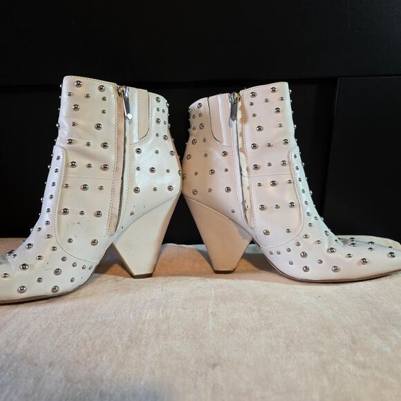 Sam Edelman Roya white booties silver studs cone heel pointed toe flashy size 8 - Picture 9 of 15